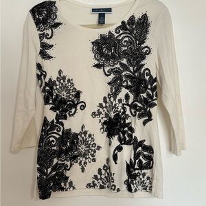 Karen Scott Women's Black and White Floral Top